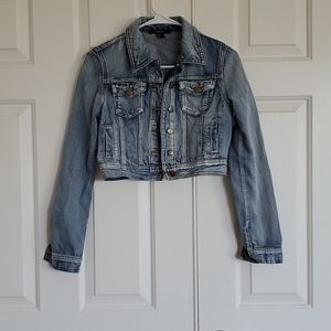 Crop denim jacket